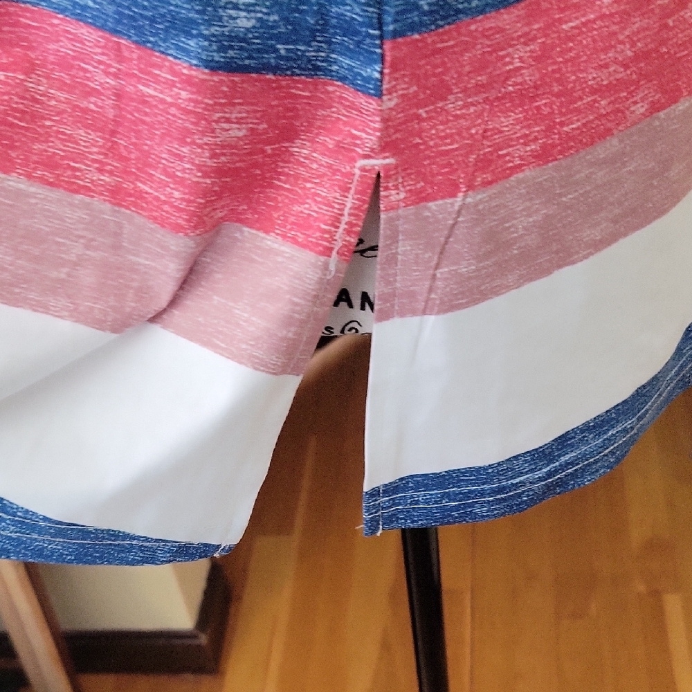 Colorful Striped V-Neck Tank Top - Picture 5 of 6